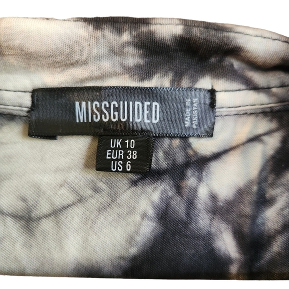 Missguided shirt dress with button front in tie dye white blackish purple - Picture 4 of 13